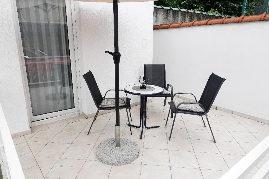Apartman Gundulić Vinkovci Bagian luar foto