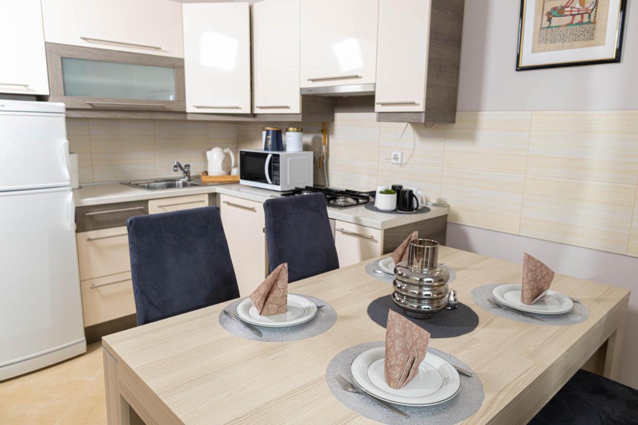 Apartman Gundulić Vinkovci Bagian luar foto