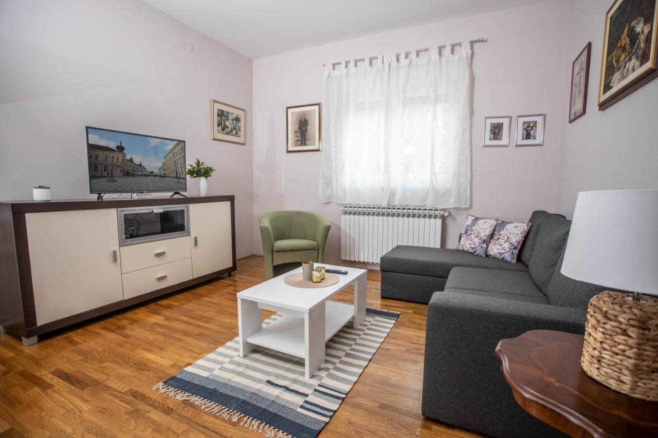 Apartman Gundulić Vinkovci Bagian luar foto
