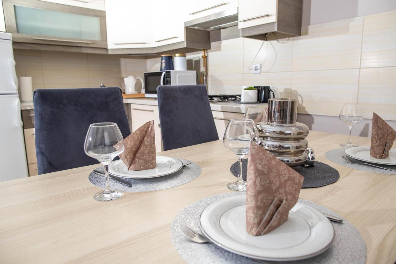 Apartman Gundulić Vinkovci Bagian luar foto